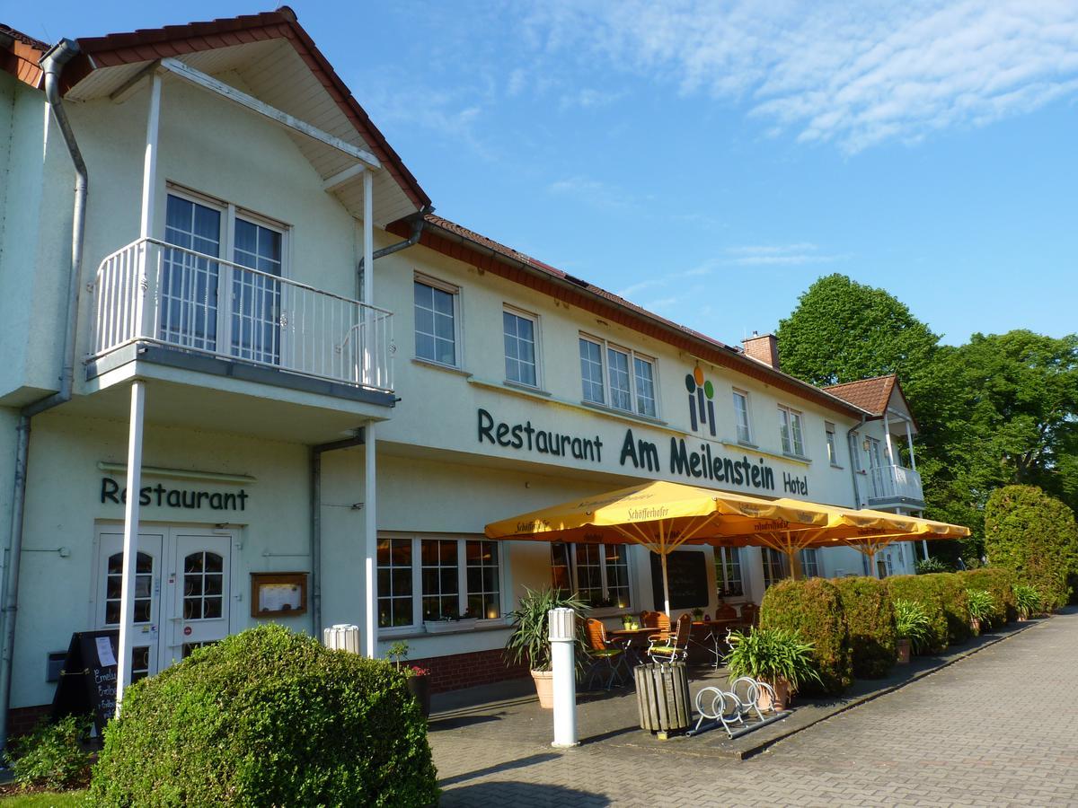 Hotel Am Meilenstein Dunkelforth Exteriör bild